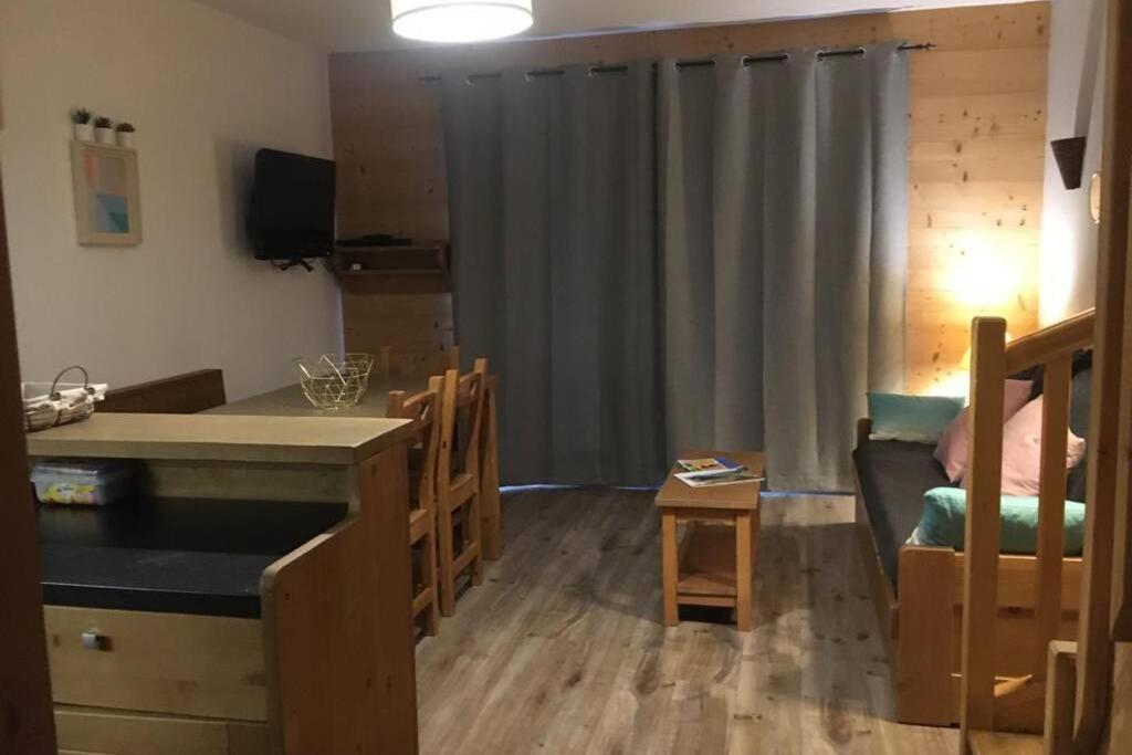 Apt 2 Chambres En Duplex Chalet Des Rennes Vars 2000M Piscine Interieure Et Exterieure Dış mekan fotoğraf